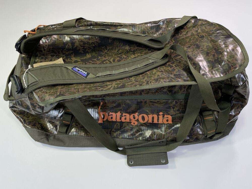 New Patagonia Black Hole Green Camo Duffel Bag 55L Backpack Straps NWT